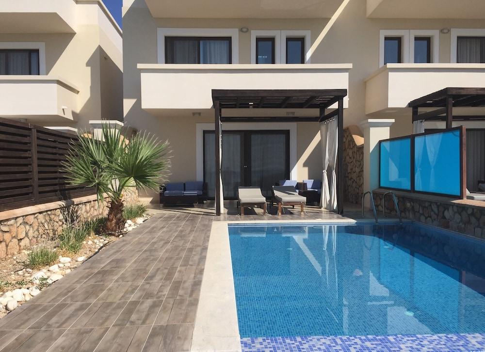 Al Mare Villas Kiotari Exteriör bild